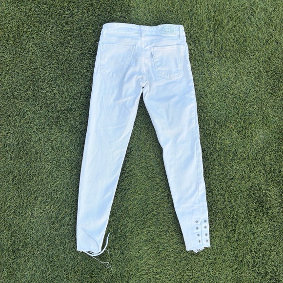 Levis 711 Skinny Jeans Womens Size 26 W25 L25 White Ankle Grommet Raw Hem - Picture 2 of 6
